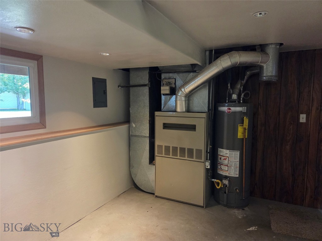 2310 Continental Drive Property Photo 18