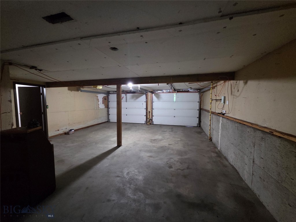 2310 Continental Drive Property Photo 23