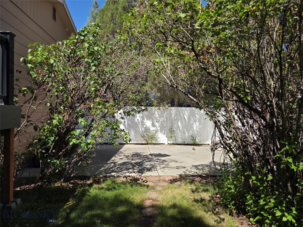 2310 Continental Drive Property Photo 31