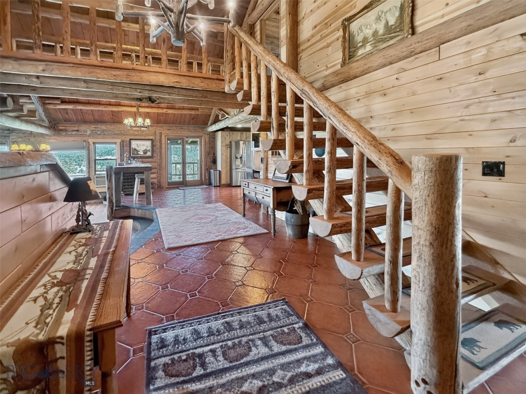 600 Middle Skunk Creek Property Photo 23