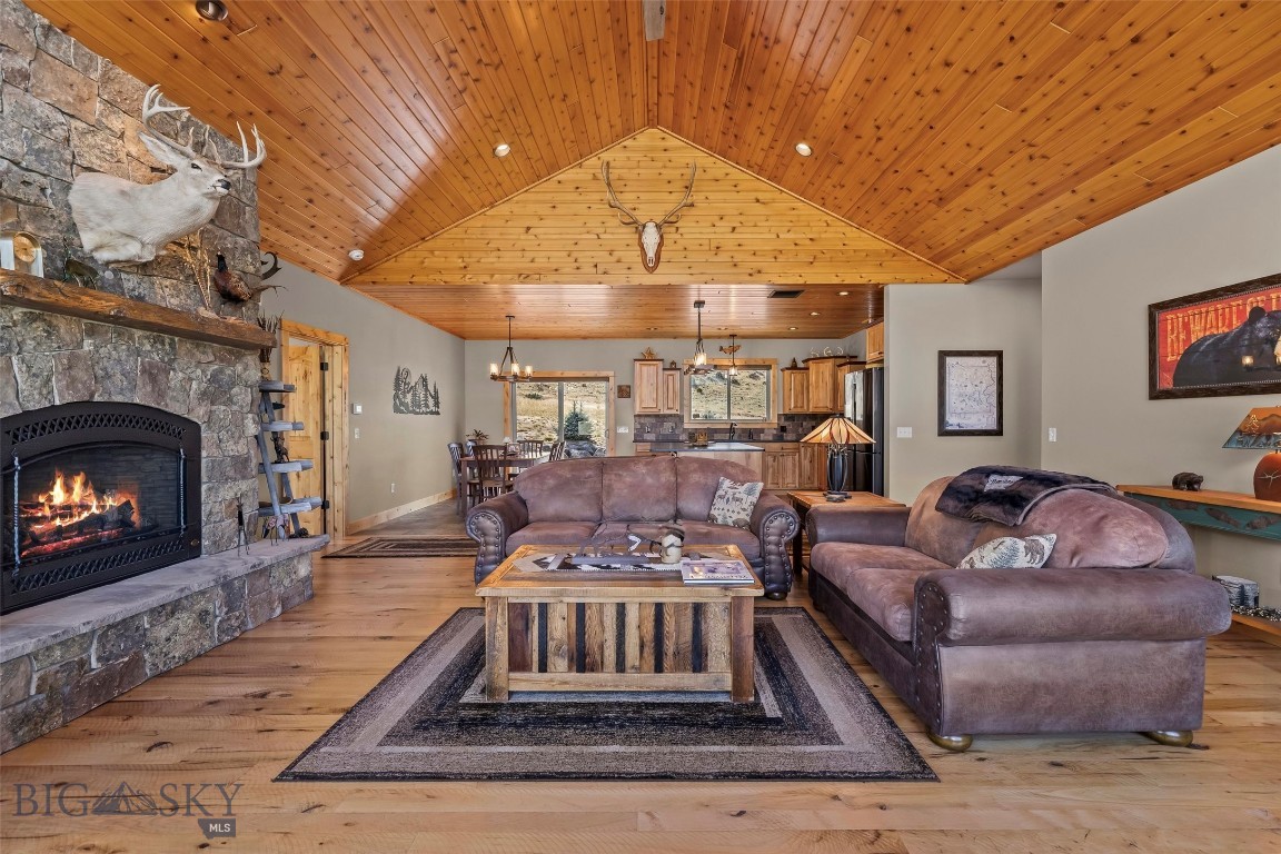 60 Hidden Valley Road Property Photo 13