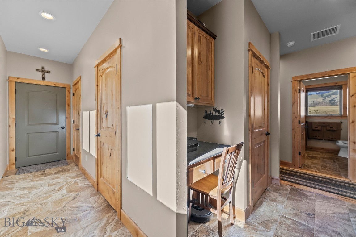 60 Hidden Valley Road Property Photo 45