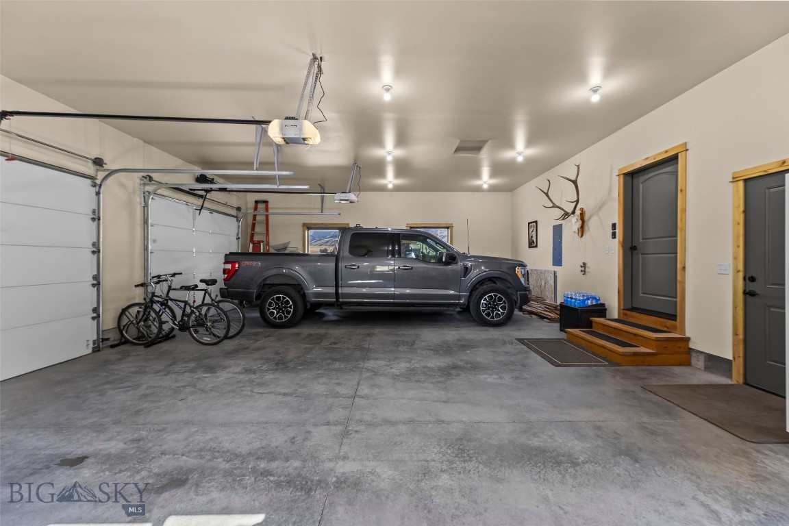 60 Hidden Valley Road Property Photo 48