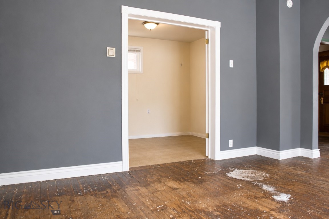 608 E Commercial Property Photo 10
