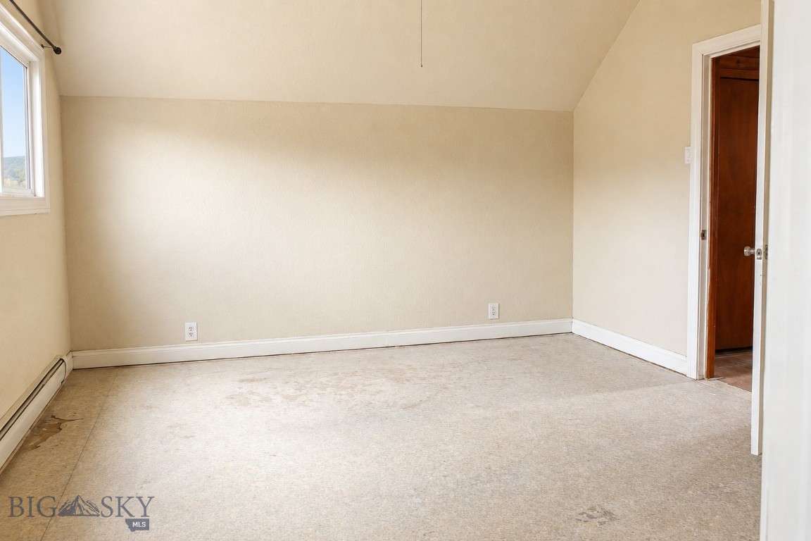 608 E Commercial Property Photo 28