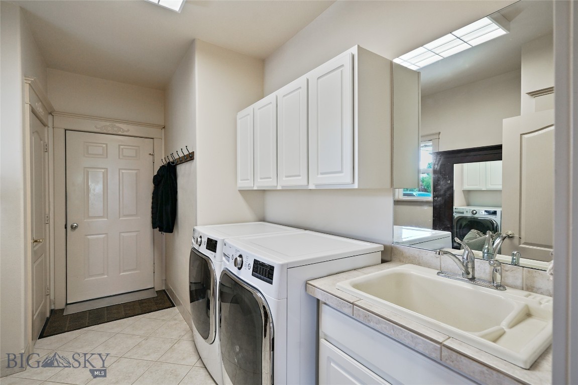1343 Candlelight Drive Property Photo 45