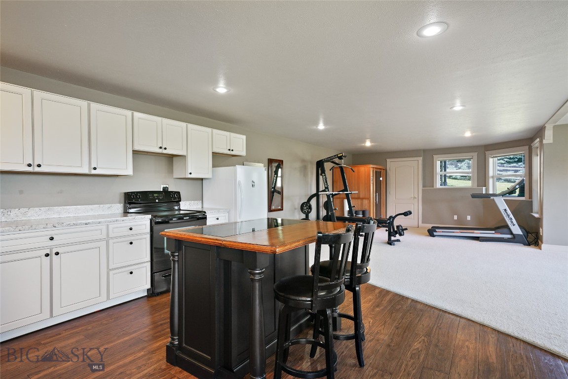 1343 Candlelight Drive Property Photo 81