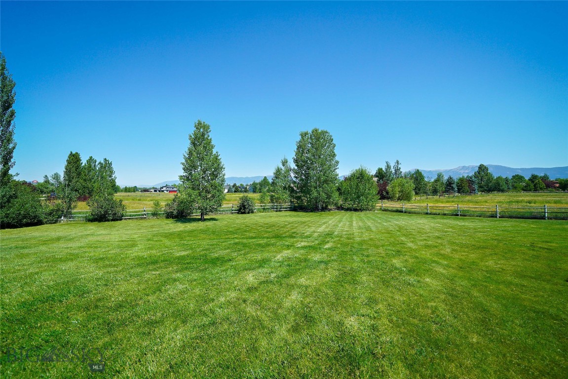 1343 Candlelight Drive Property Photo 88