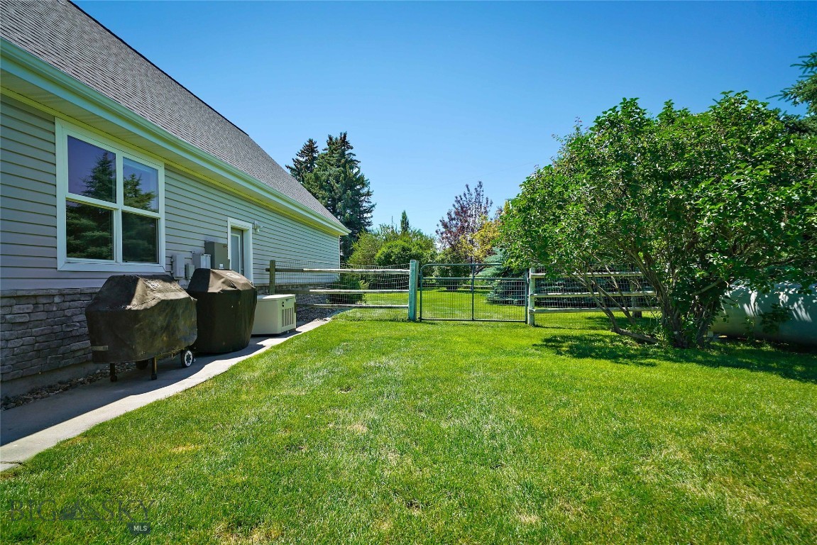 1343 Candlelight Drive Property Photo 89