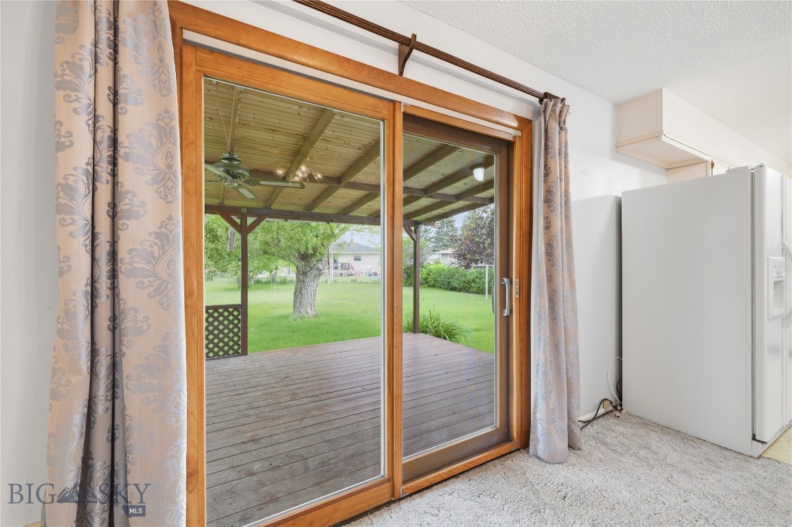 17 N Walnut Street Property Photo 11