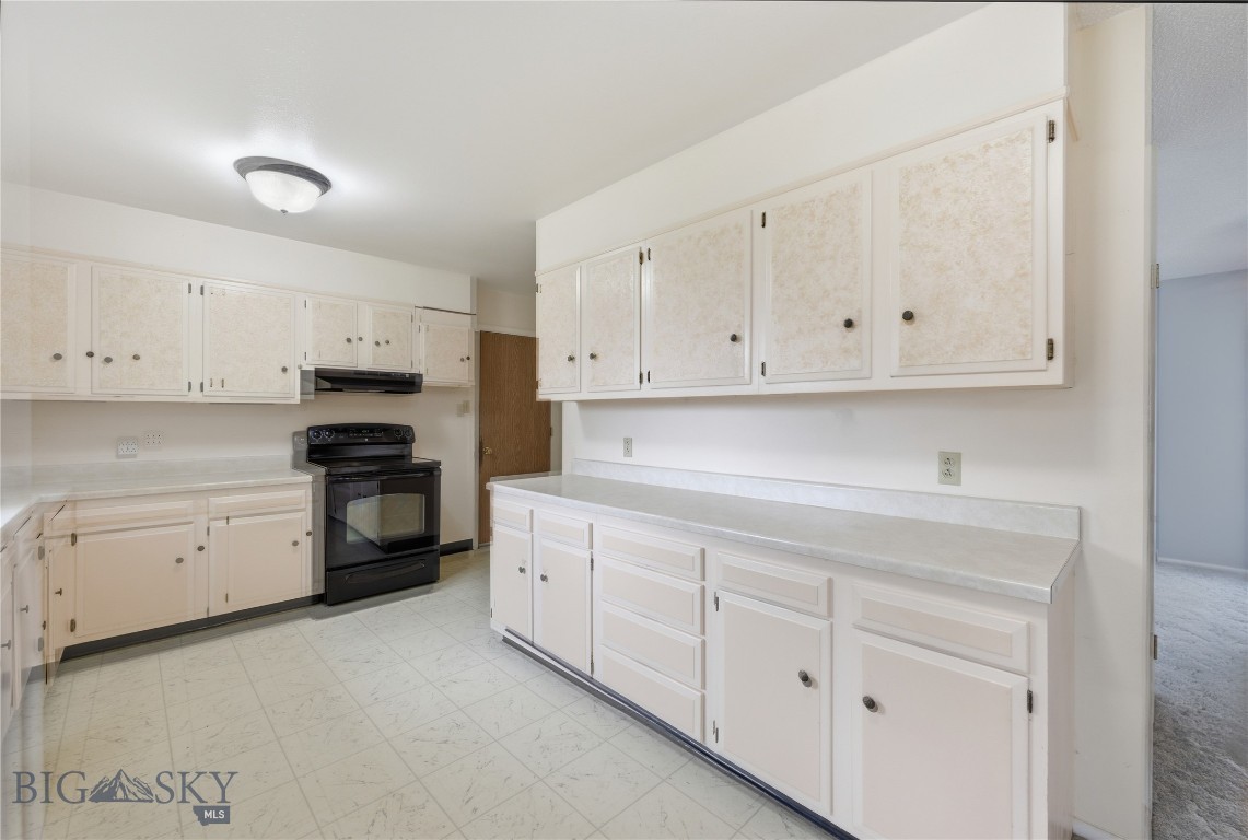 17 N Walnut Street Property Photo 14