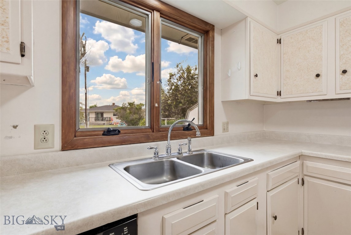 17 N Walnut Street Property Photo 15