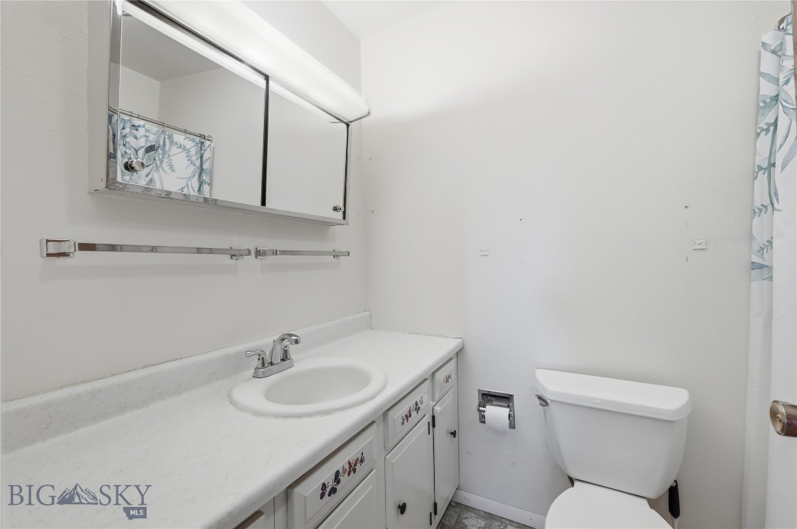 17 N Walnut Street Property Photo 21