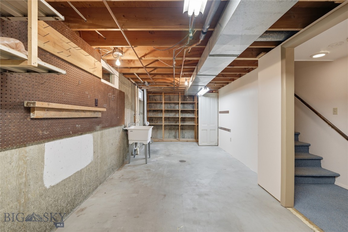 17 N Walnut Street Property Photo 41