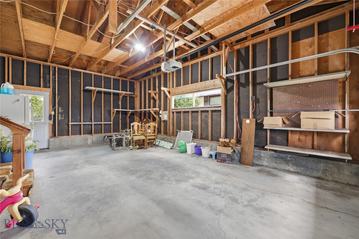 17 N Walnut Street Property Photo 50