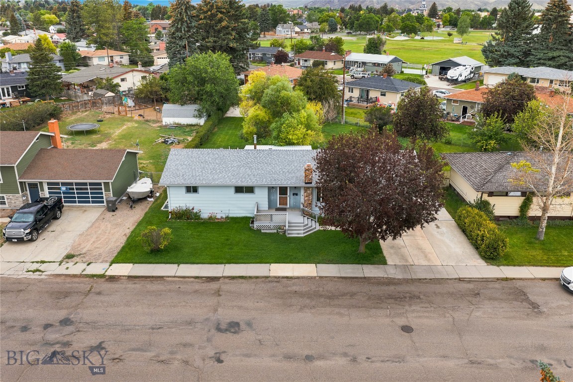 17 N Walnut Street Property Photo 59