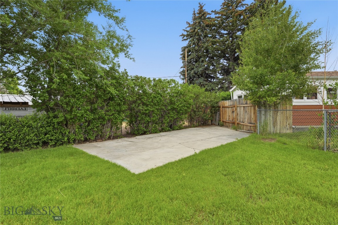17 N Walnut Street Property Photo 71
