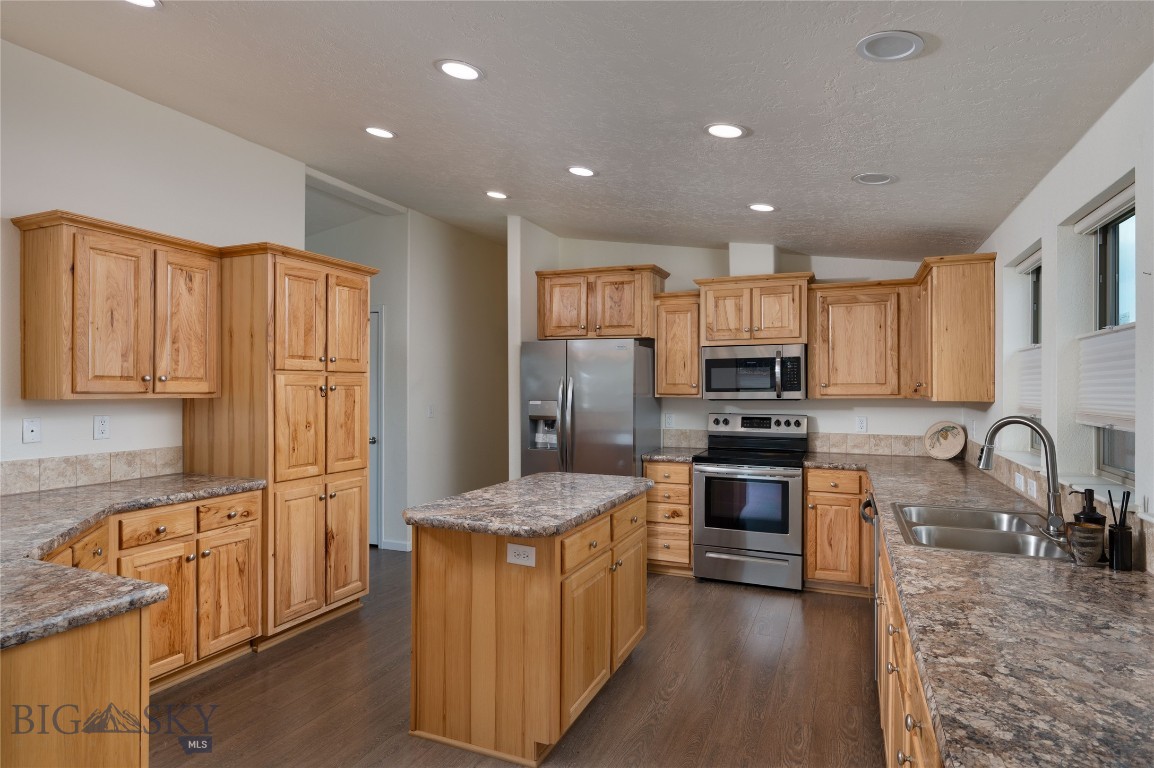 607 Meadow Circle Property Photo 11