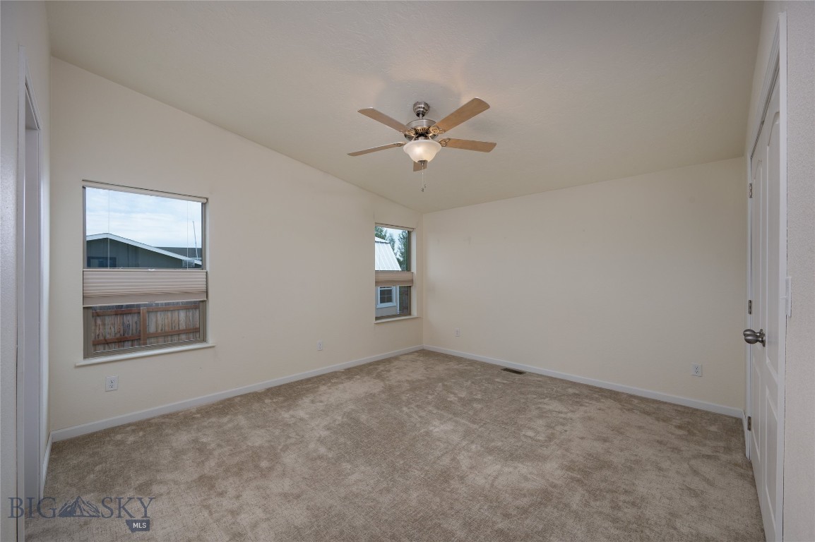 607 Meadow Circle Property Photo 15