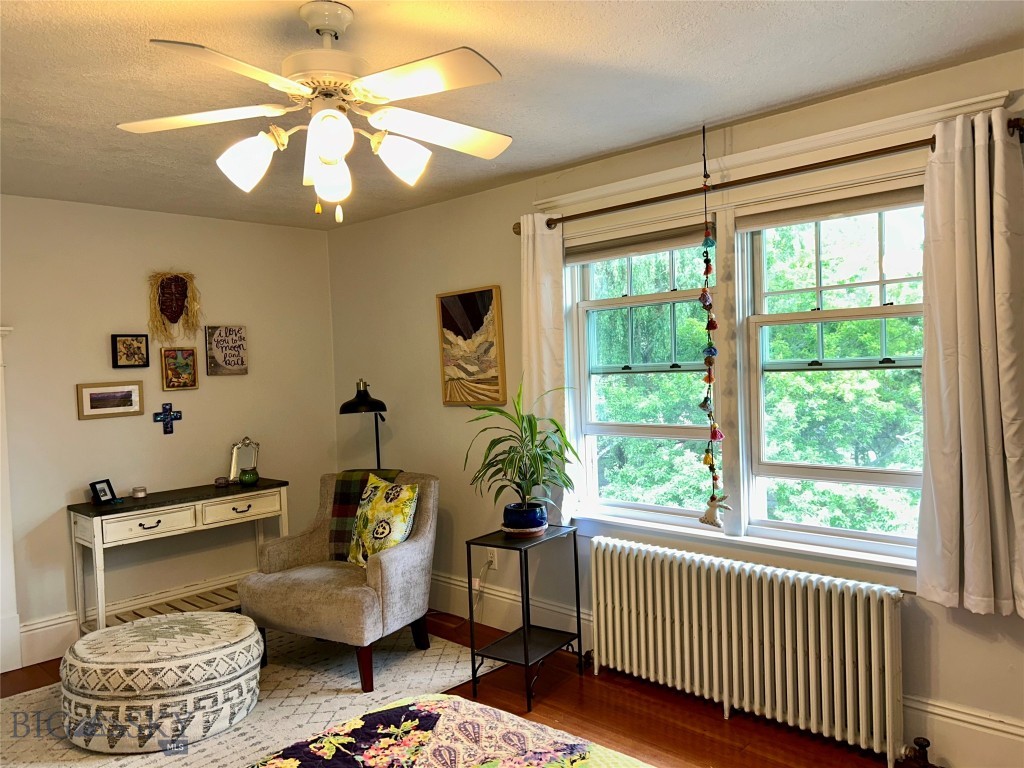 805 W Diamond Property Photo 55