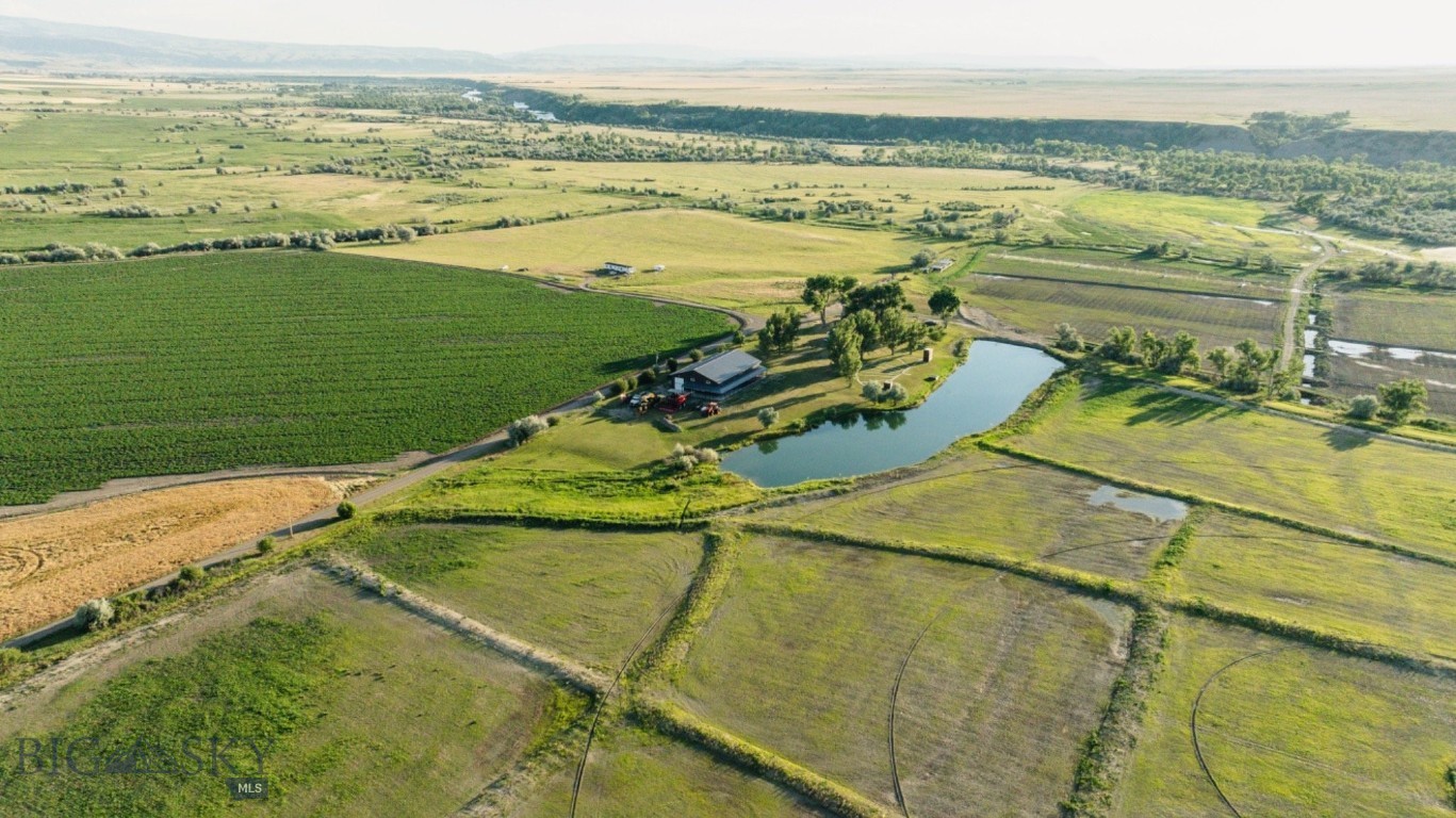 762 Carl Lind Road Property Photo 8