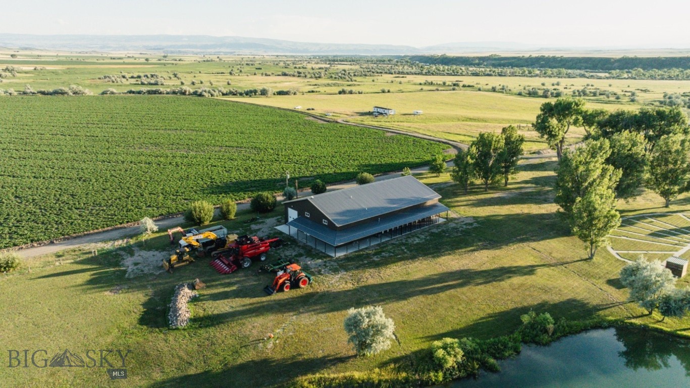 762 Carl Lind Road Property Photo 11