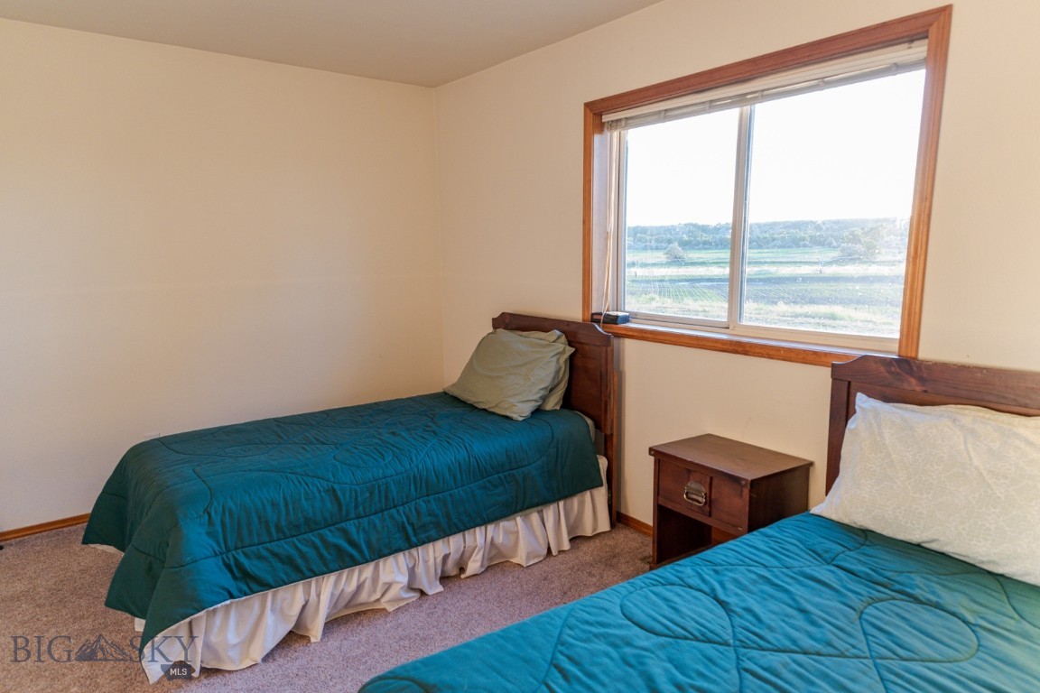 762 Carl Lind Road Property Photo 41