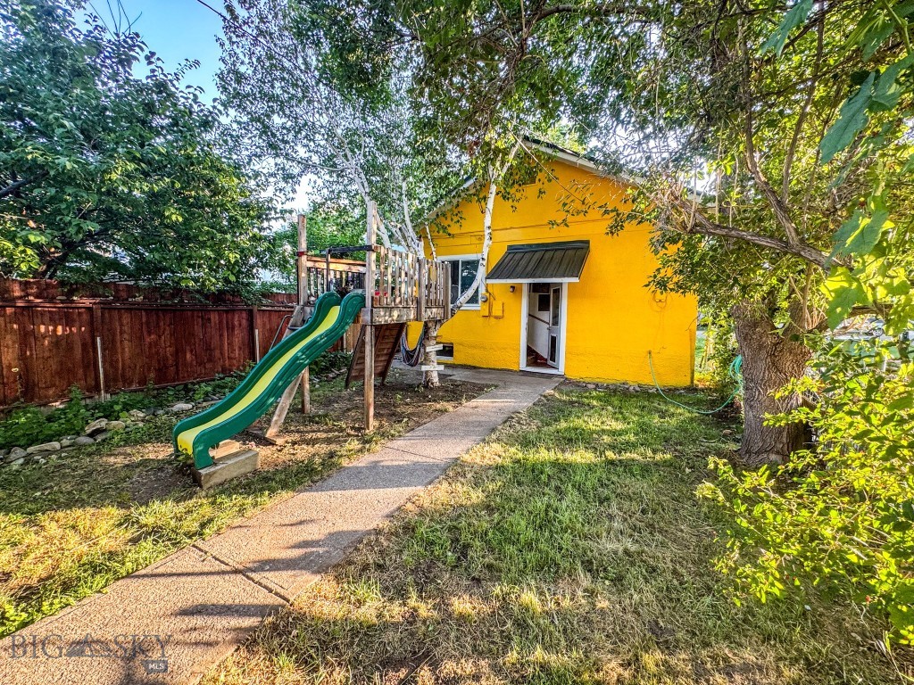 417 S Yellowstone Street Property Photo 6