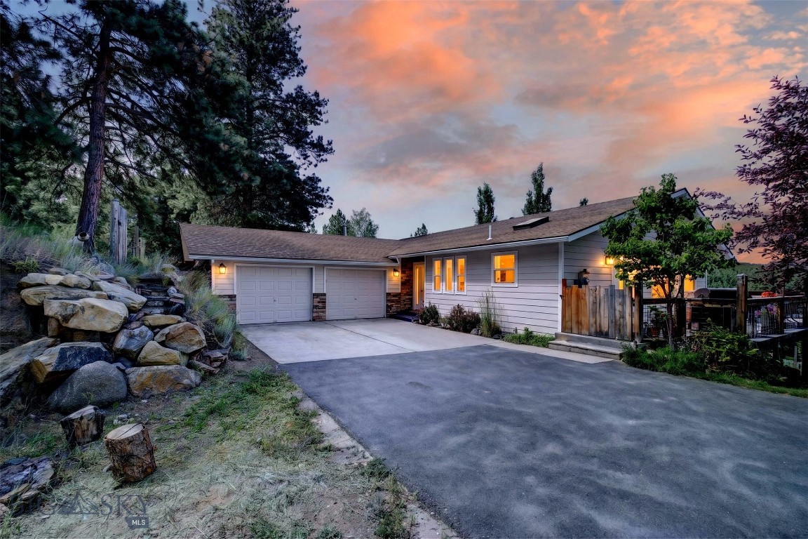 14 Evening Star Drive Property Photo 1