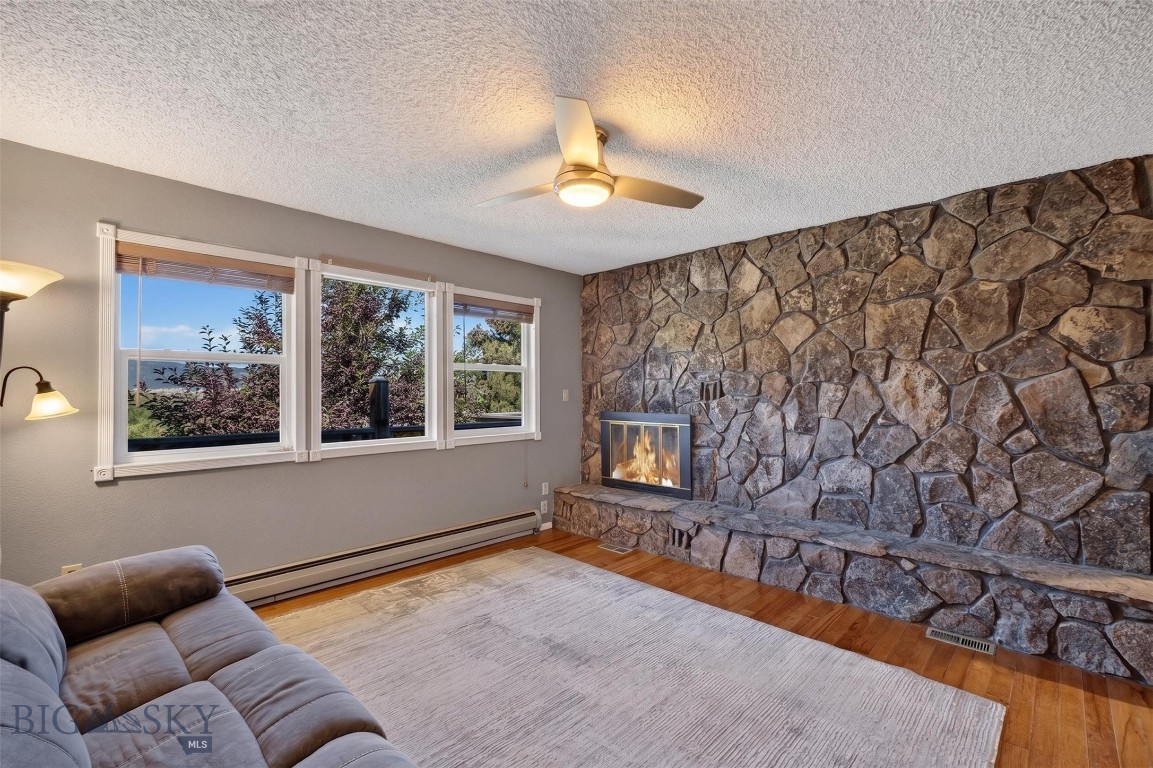 14 Evening Star Drive Property Photo 7