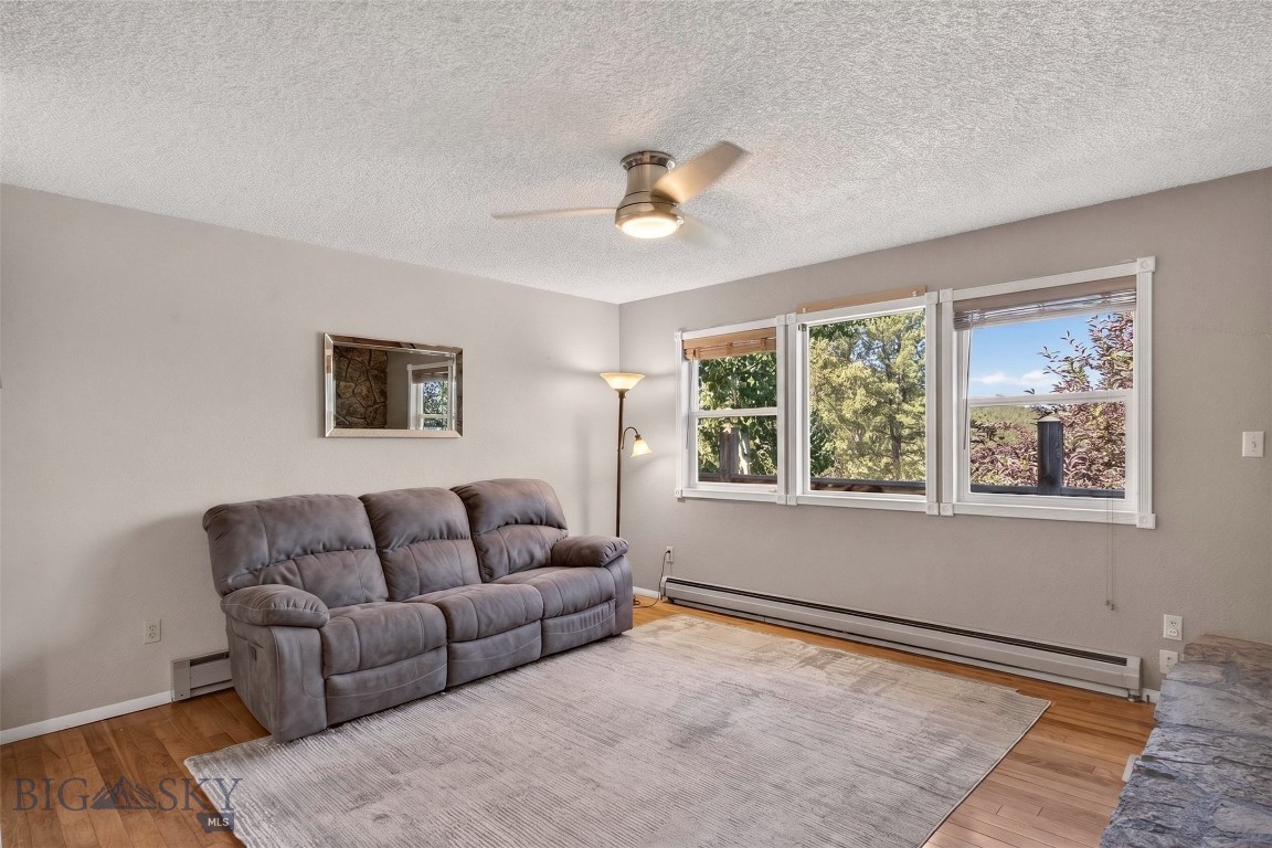 14 Evening Star Drive Property Photo 8