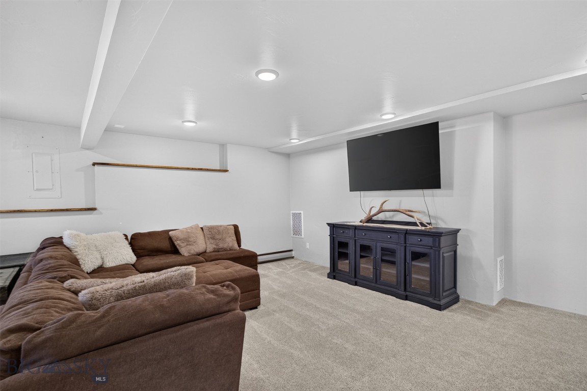 14 Evening Star Drive Property Photo 18