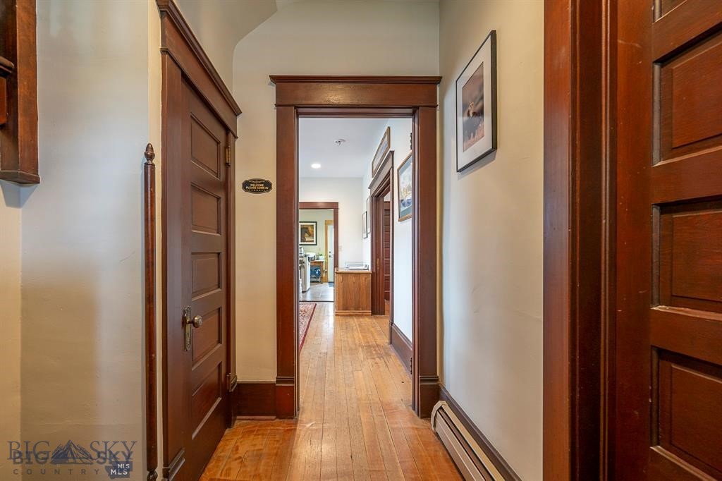 101 N E Property Photo 14