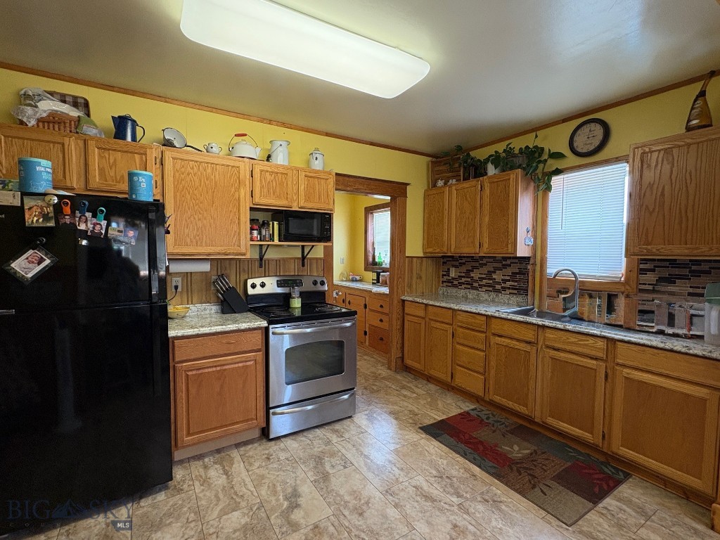 1136 E Glendale Street Property Photo 11