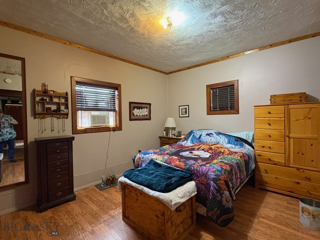 1136 E Glendale Street Property Photo 20