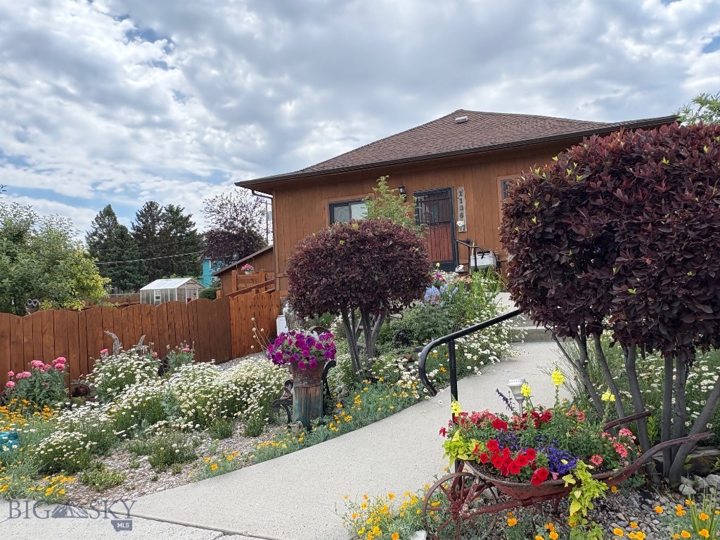 1136 E Glendale Street Property Photo 54