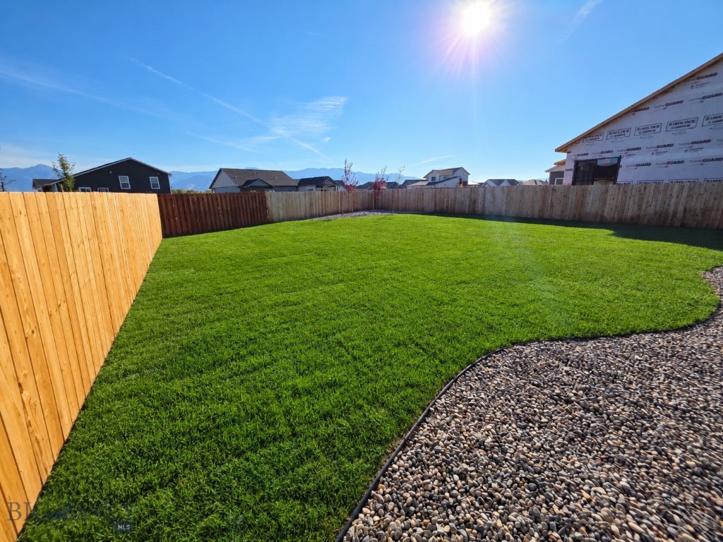 1116 Falcon Ridge Boulevard Property Photo 6