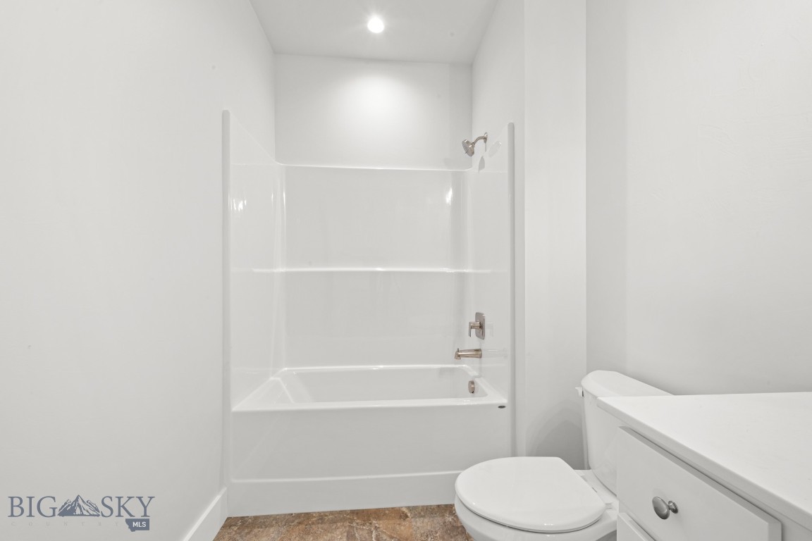 1116 Falcon Ridge Boulevard Property Photo 21
