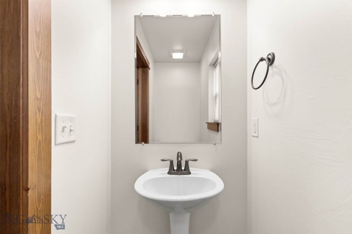 1308 Westwood Circle D Property Photo 13