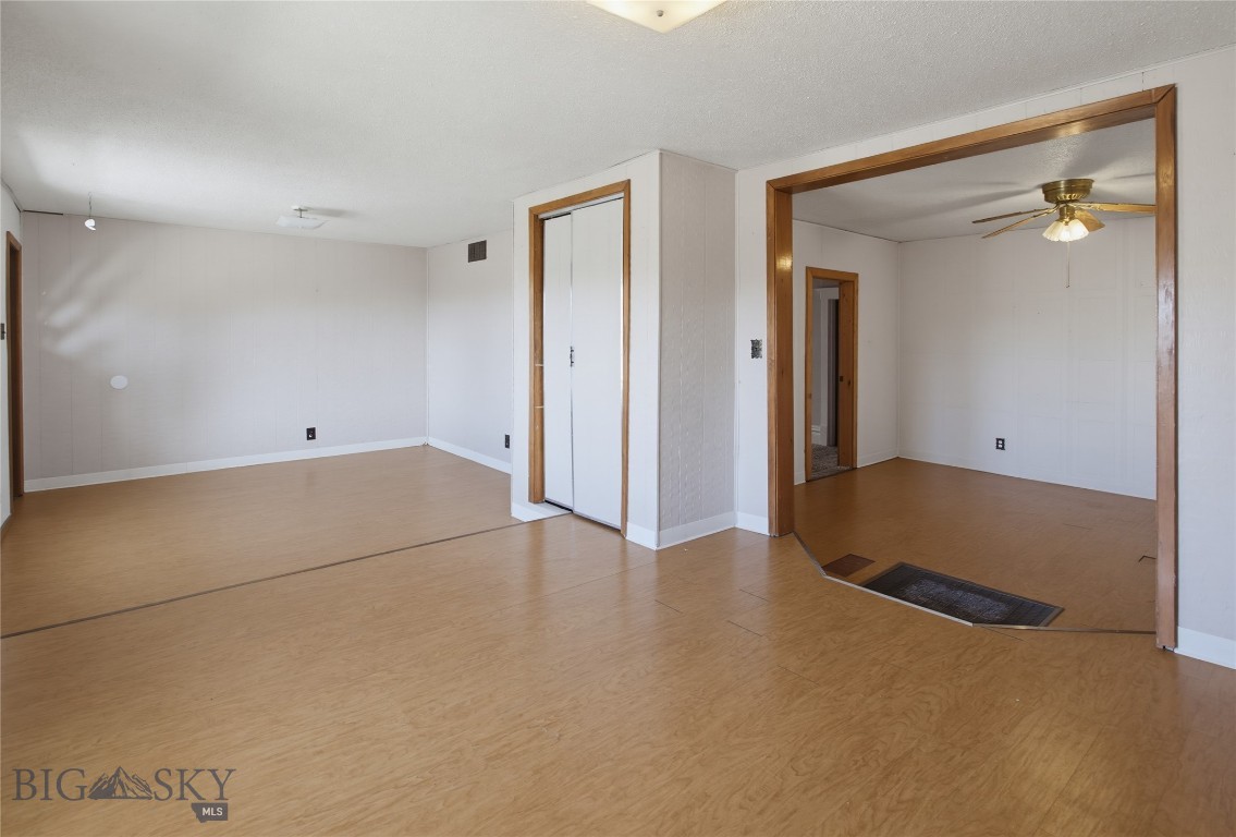 925 W Woolman Property Photo 16