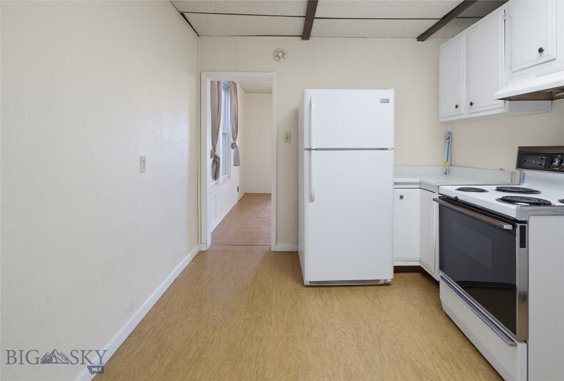 925 W Woolman Property Photo 25