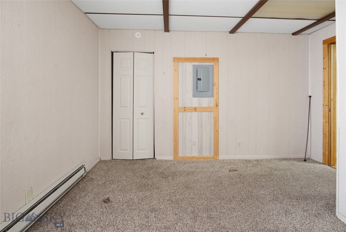 925 W Woolman Property Photo 27