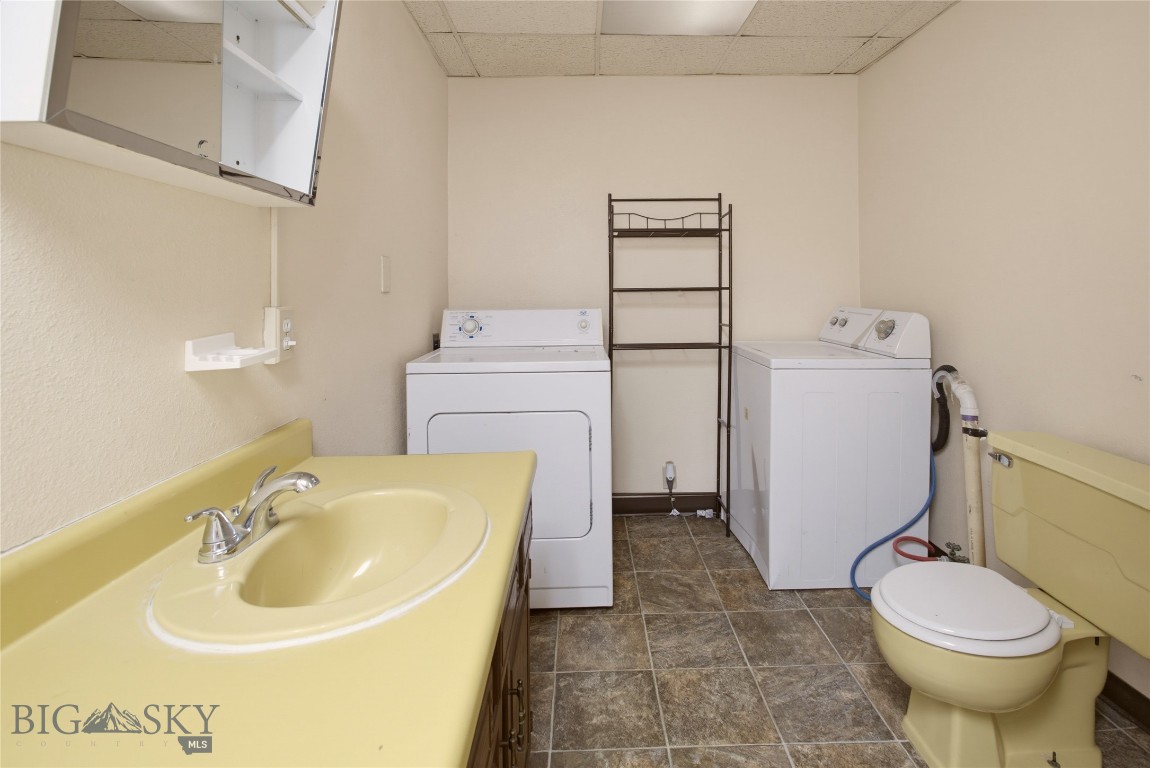 925 W Woolman Property Photo 29