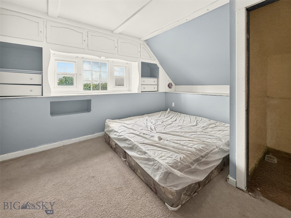 105 W Yellowstone Avenue Property Photo 12