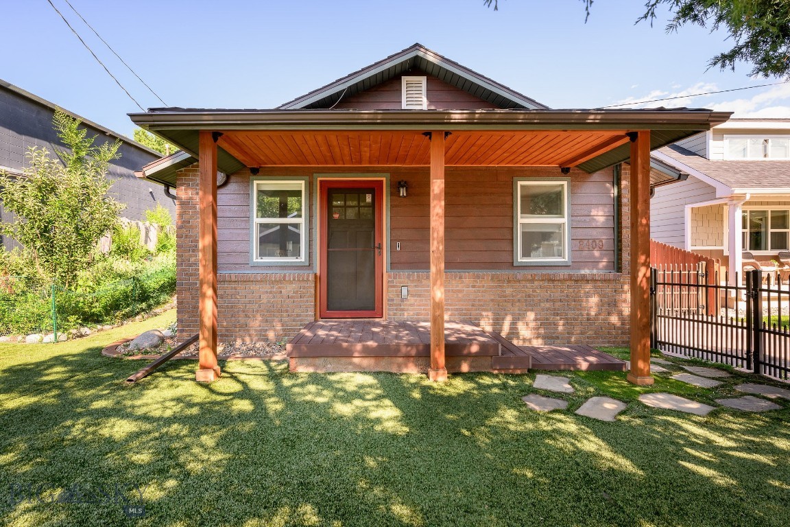 2409 Rosewyn Lane Property Photo 1