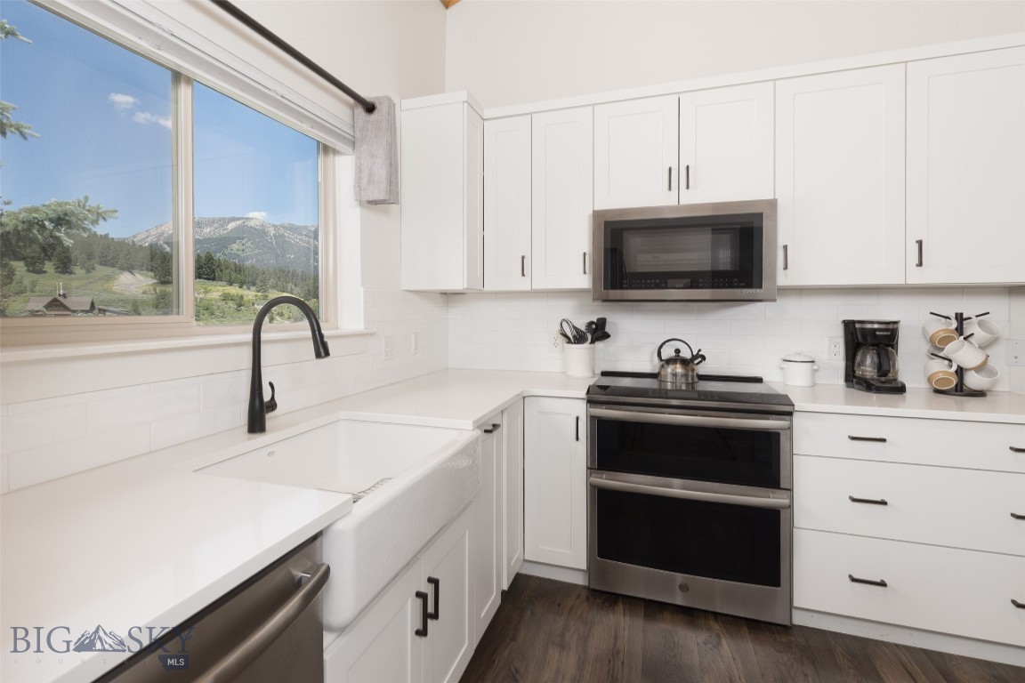 304 Firelight Property Photo 12
