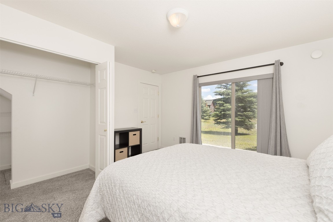 304 Firelight Property Photo 17