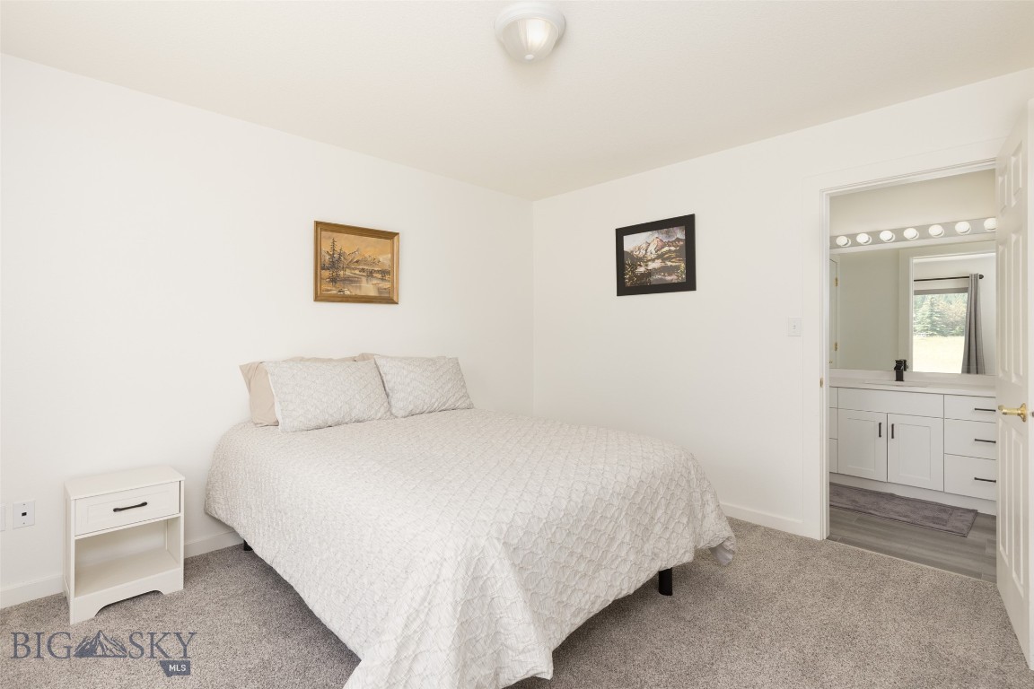 304 Firelight Property Photo 20