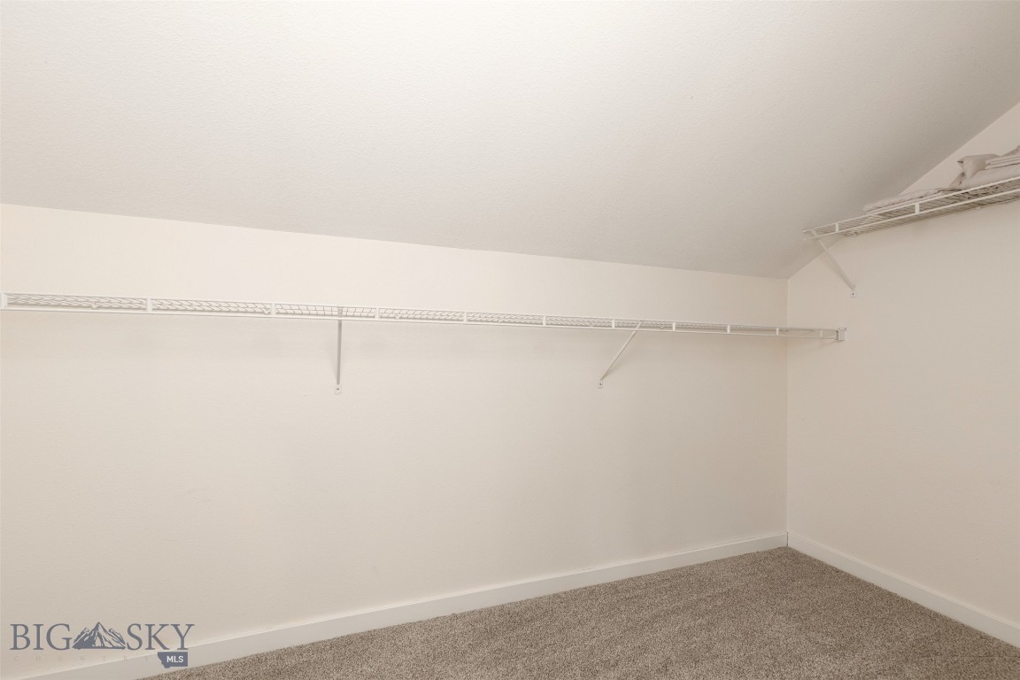 304 Firelight Property Photo 32