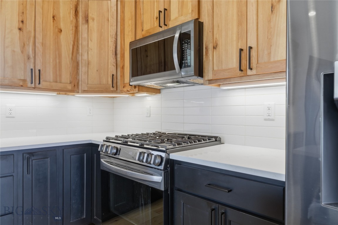 2 Paddlefish Court Property Photo 6